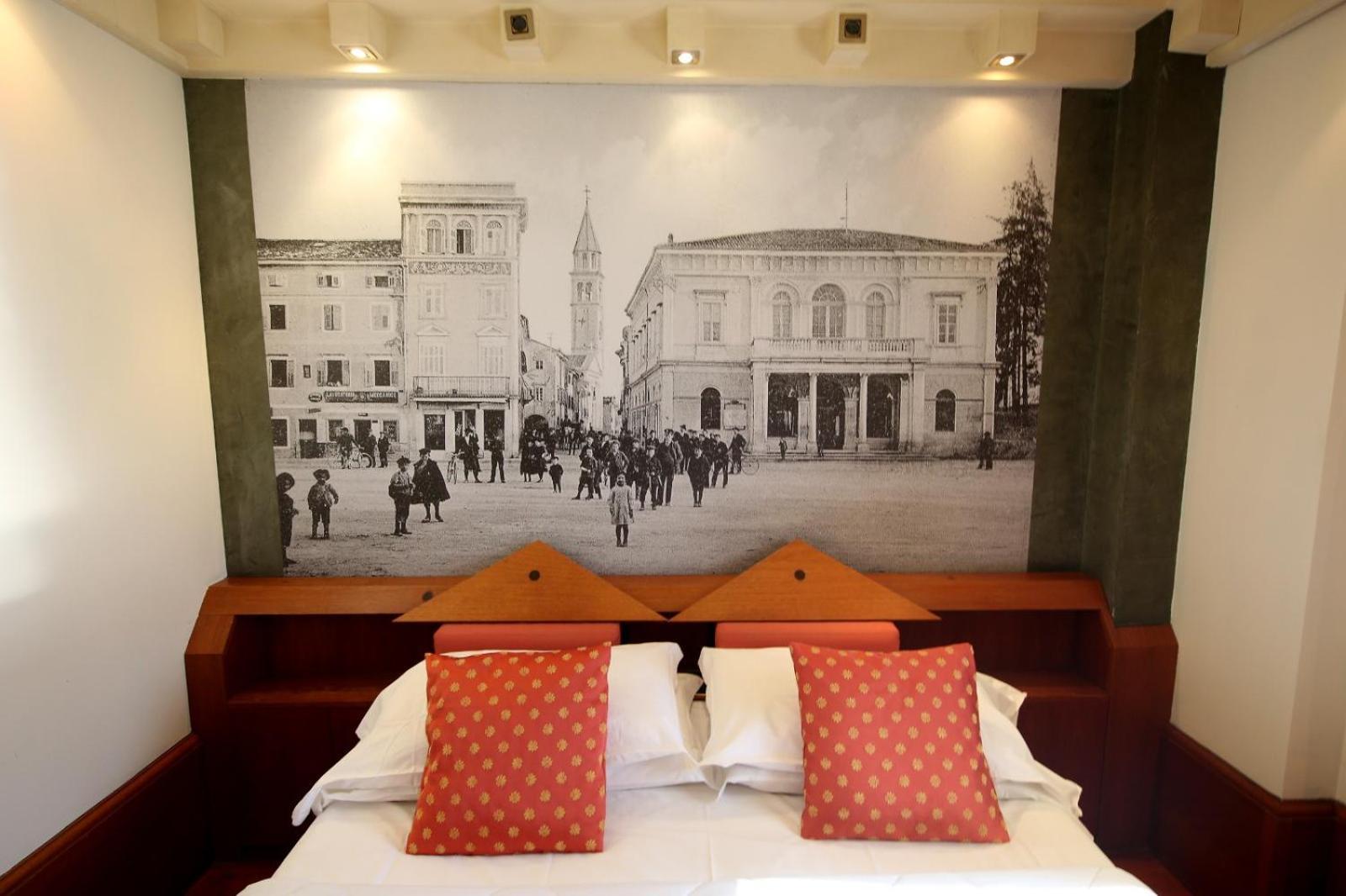 Hr Hotel Monfalcone Exterior photo